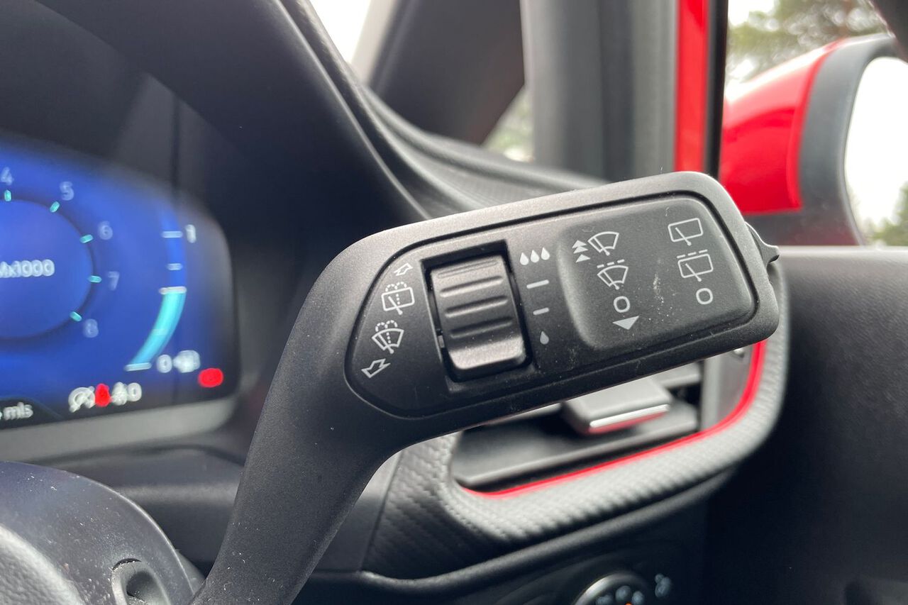 FORD FIESTA, , hi-res