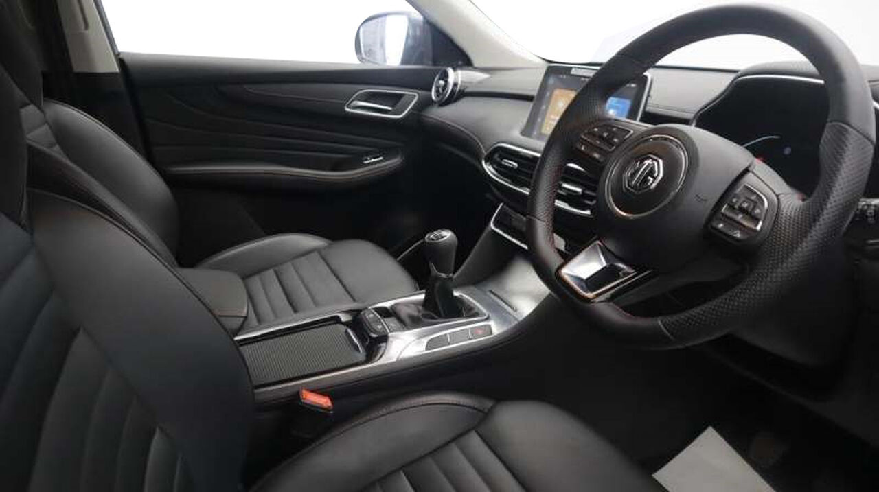 MG MOTOR UK HS, , hi-res