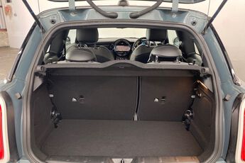 MINI HATCHBACK, , hi-res