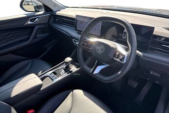 MG MOTOR UK HS, , hi-res