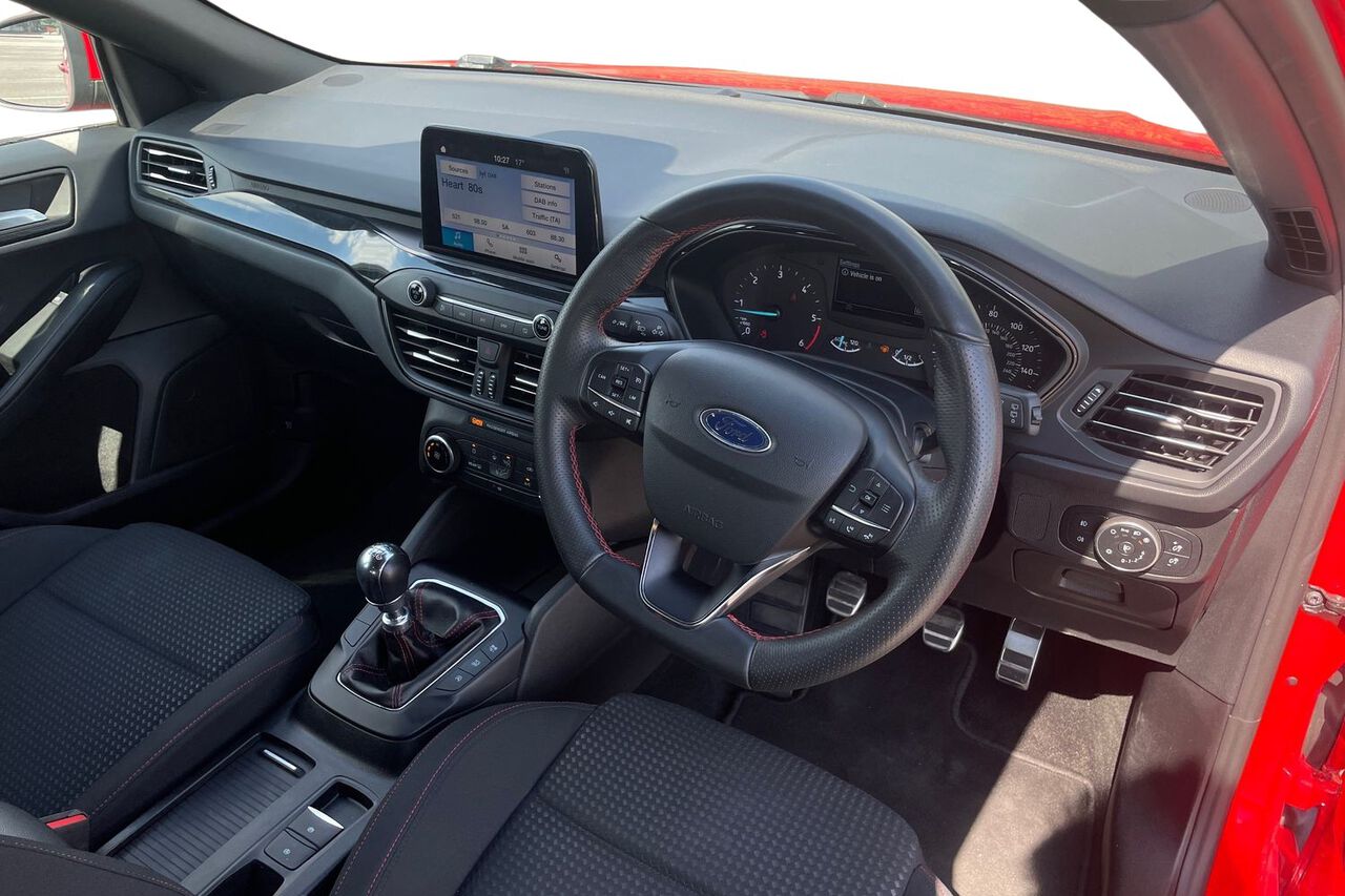 FORD FOCUS, , hi-res