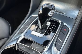 MG MOTOR UK HS, , hi-res