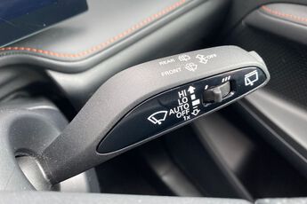 MG MOTOR UK HS, , hi-res