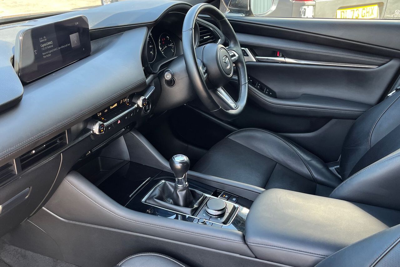 MAZDA 3, , hi-res