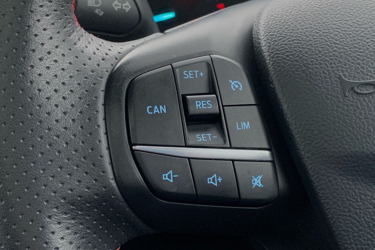 FORD FOCUS, , hi-res