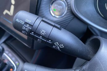 MG MOTOR UK ZS, , hi-res