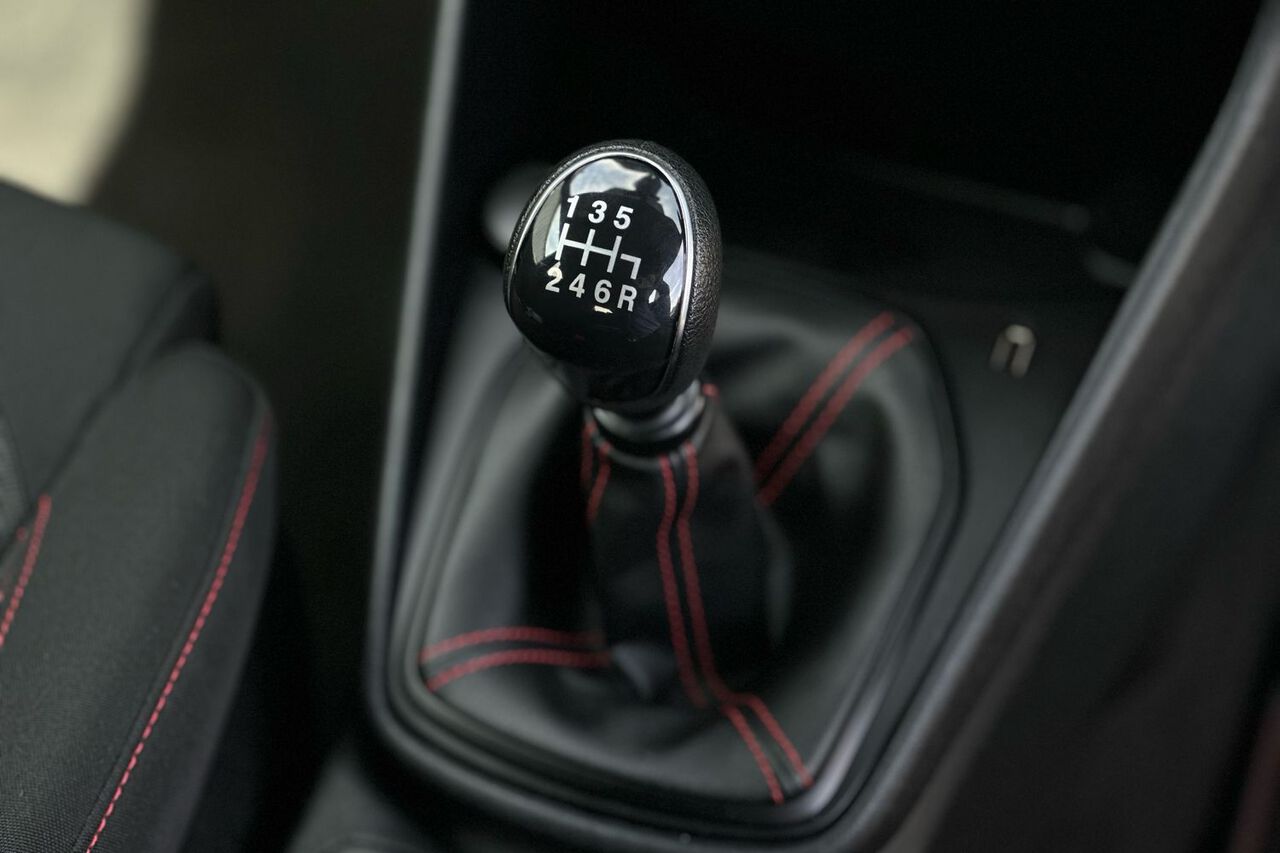 FORD FIESTA, , hi-res