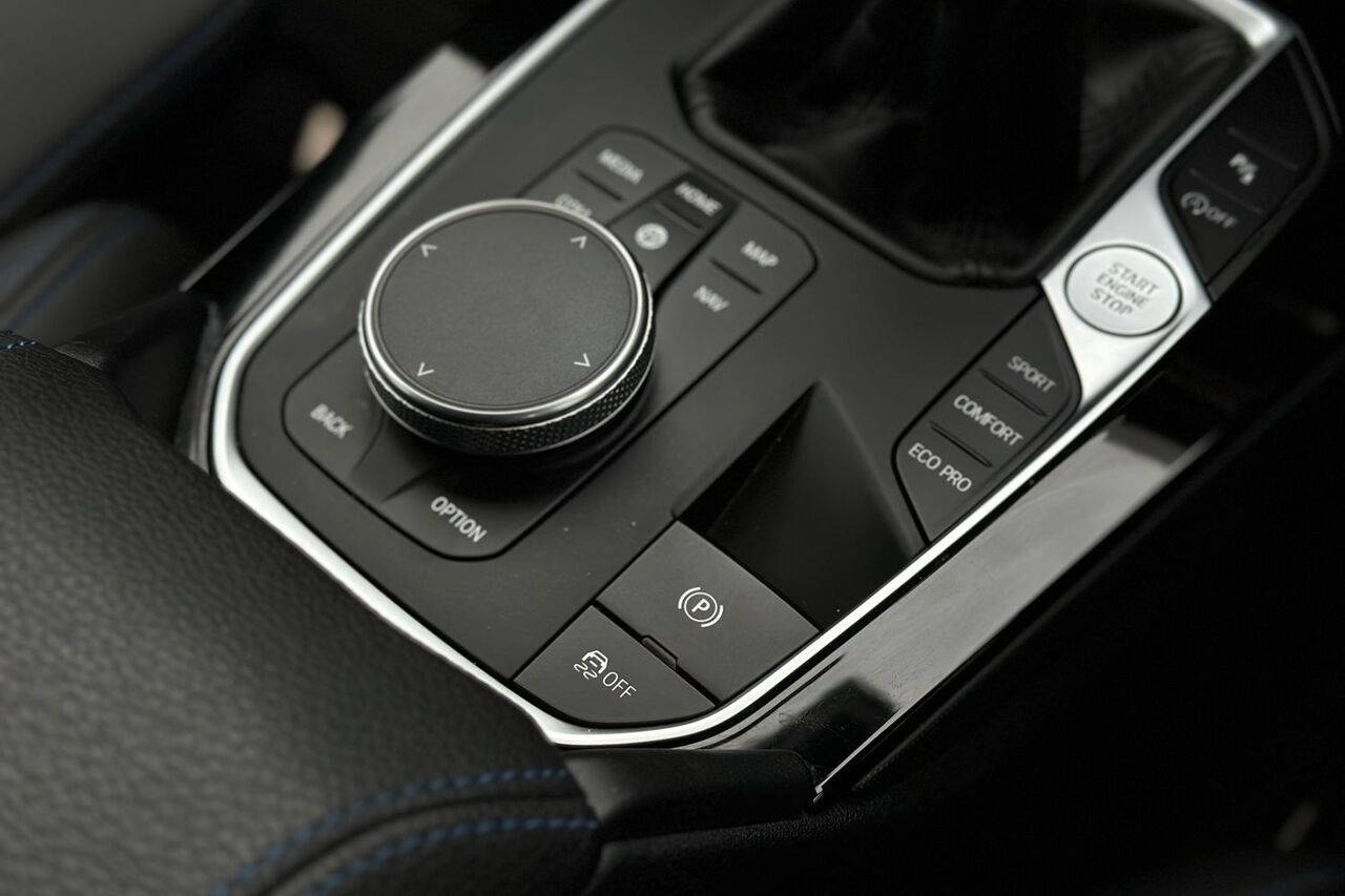 BMW 1 SERIES, , hi-res