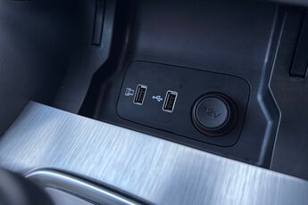 MG MOTOR UK HS, , hi-res