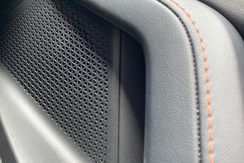 MG MOTOR UK HS, , hi-res