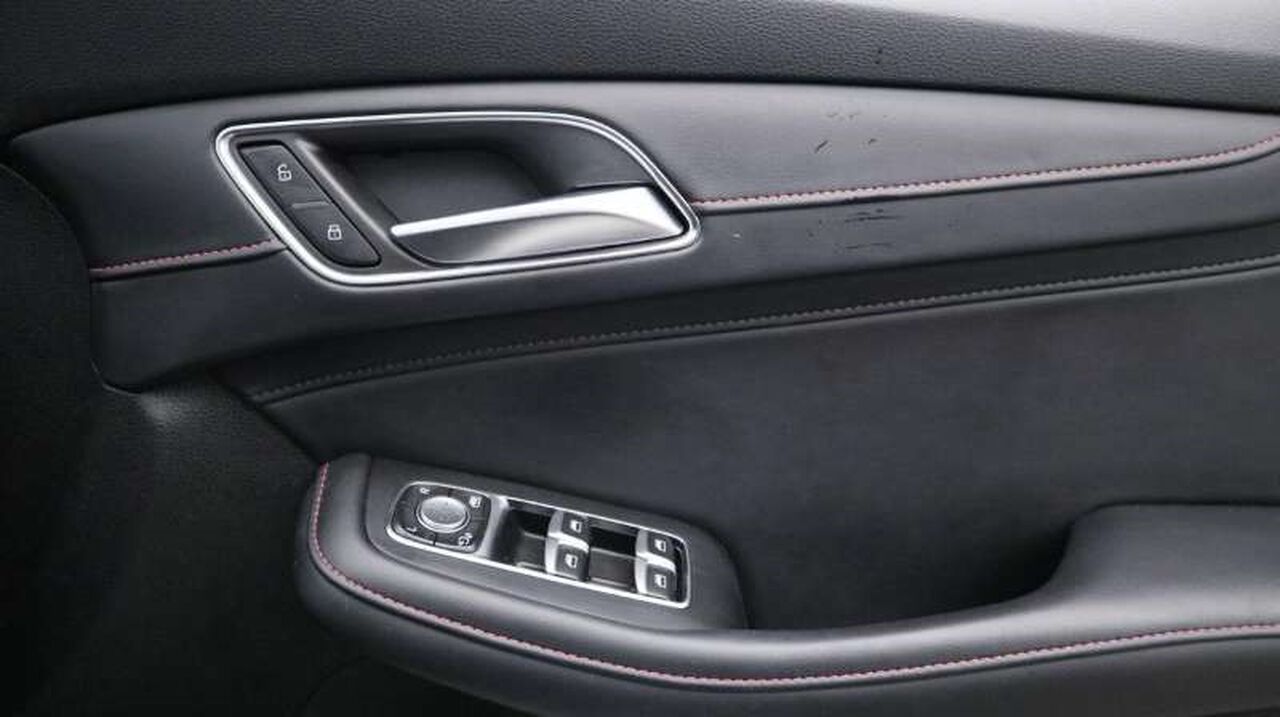 MG MOTOR UK HS, , hi-res