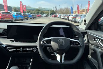 MG MOTOR UK HS, , hi-res