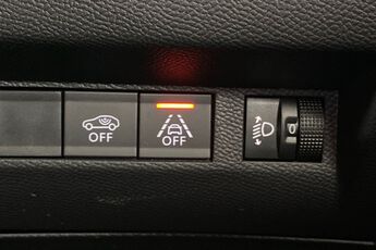 PEUGEOT 208, , hi-res