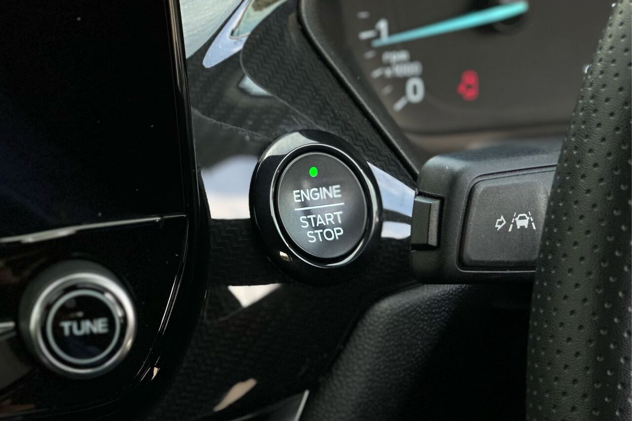 FORD FIESTA, , hi-res