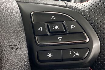 MG MOTOR UK HS, , hi-res