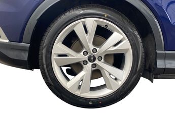 AUDI Q4, , hi-res
