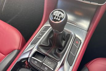 MG MOTOR UK HS, , hi-res