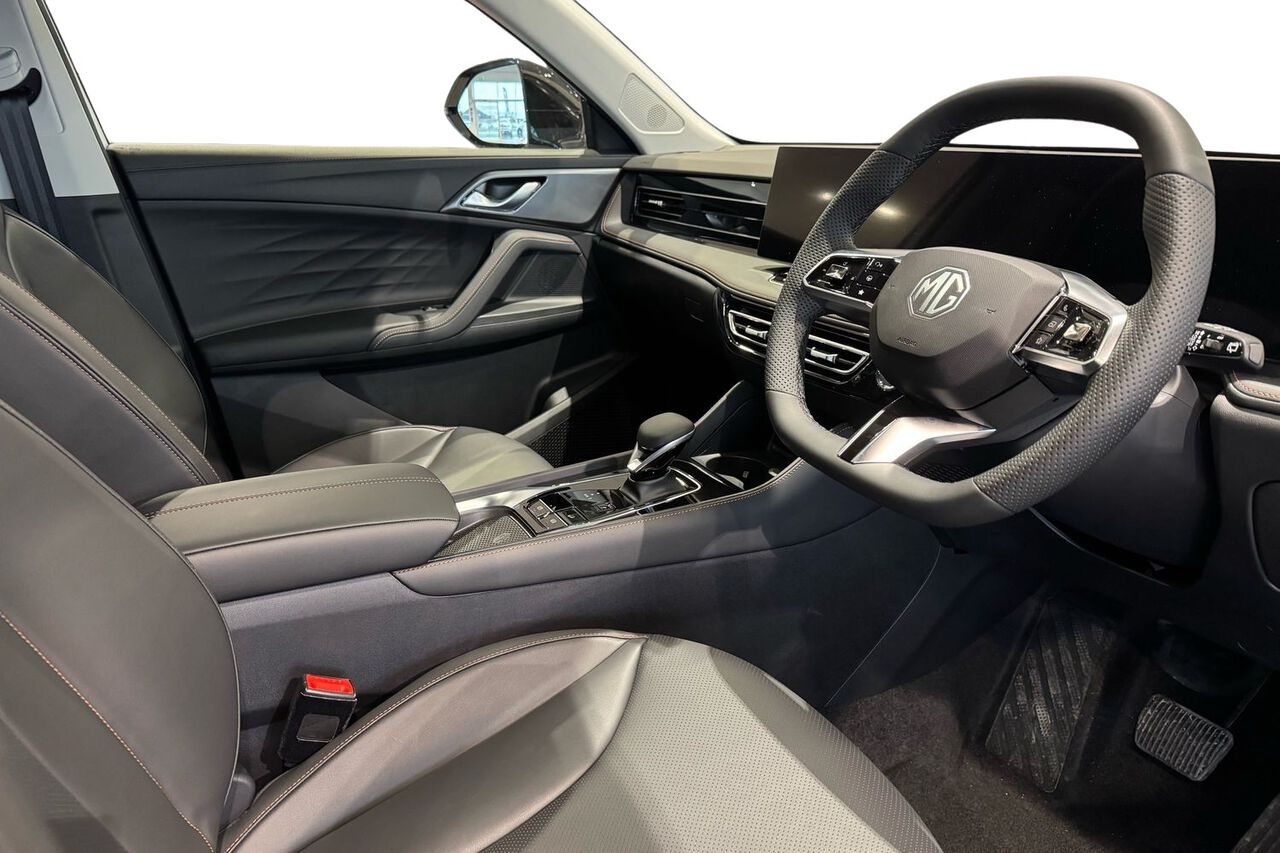 MG MOTOR UK HS, , hi-res