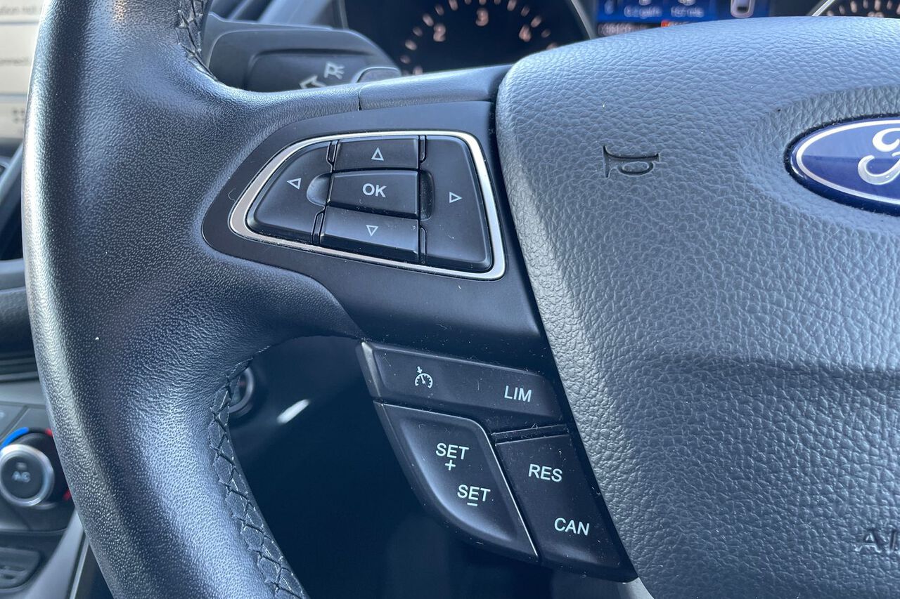 FORD KUGA, , hi-res