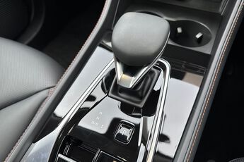 MG MOTOR UK HS, , hi-res