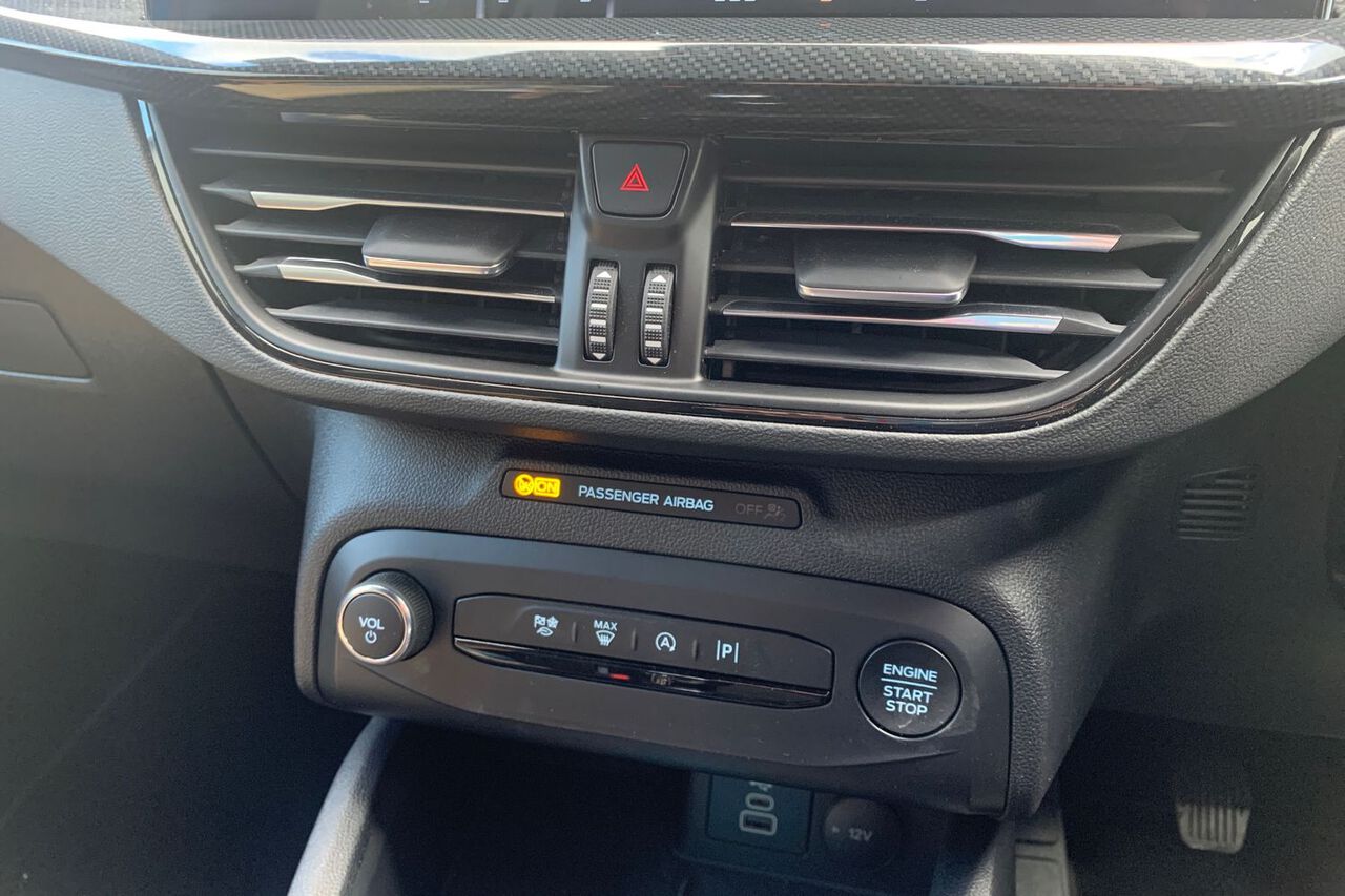 FORD FOCUS, , hi-res
