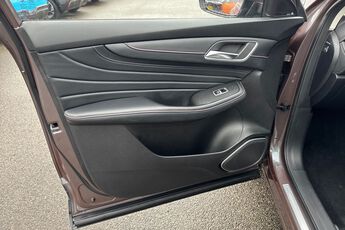MG MOTOR UK HS, , hi-res