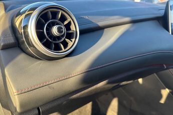 MG MOTOR UK HS, , hi-res