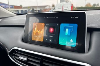 MG MOTOR UK HS, , hi-res