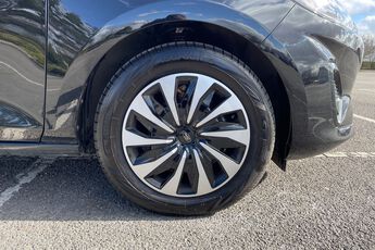 FORD FIESTA, , hi-res