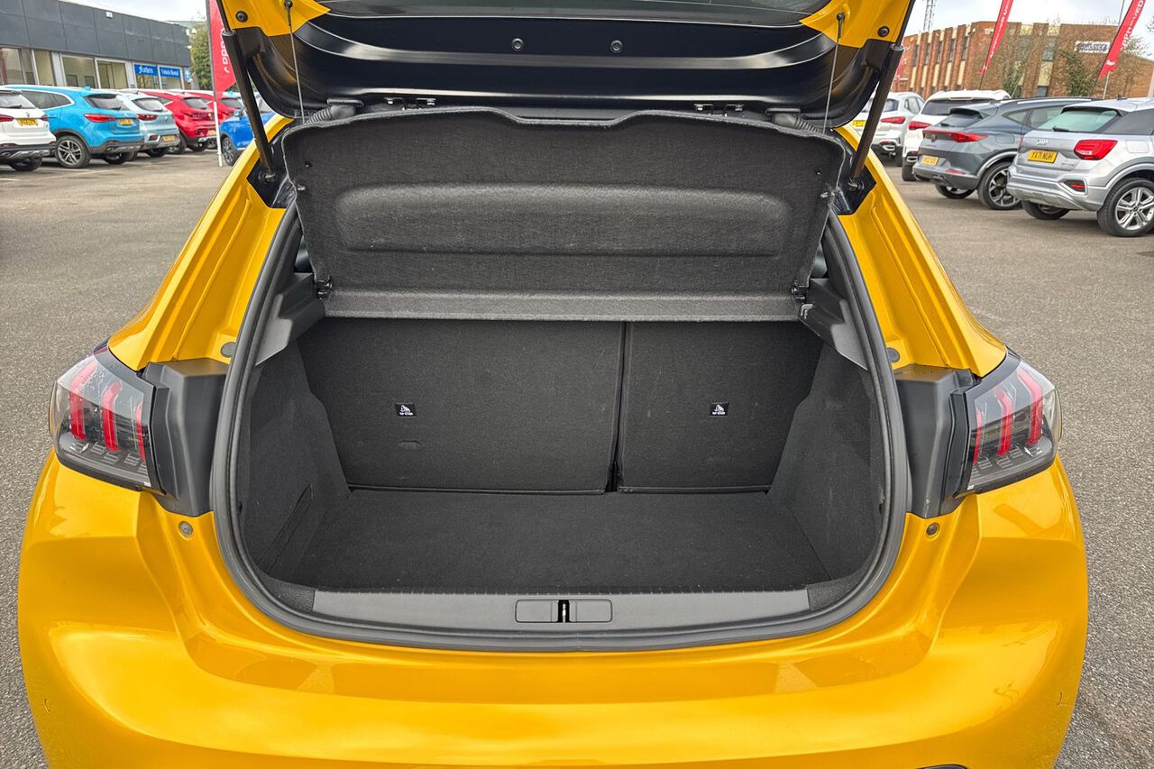 PEUGEOT 208, , hi-res