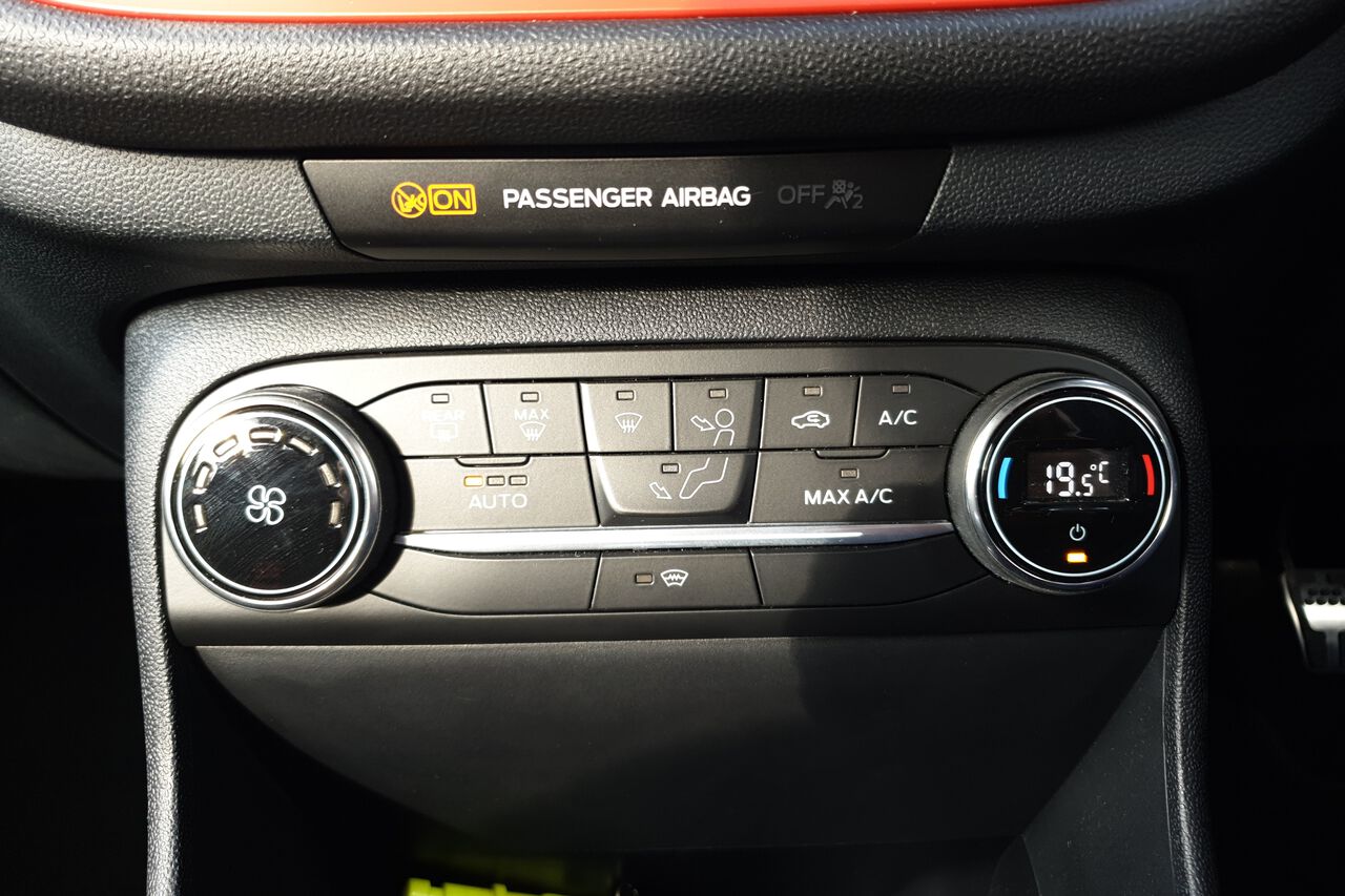 FORD FIESTA, , hi-res
