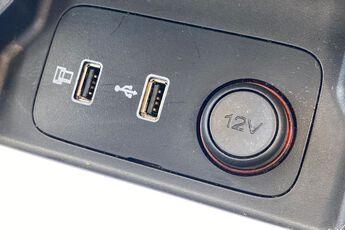 MG MOTOR UK HS, , hi-res
