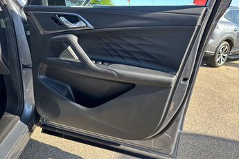 MG MOTOR UK HS, , hi-res