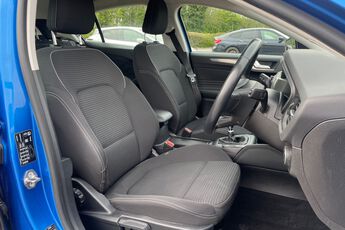 FORD FOCUS, , hi-res
