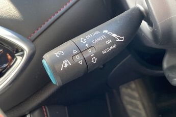 MG MOTOR UK HS, , hi-res