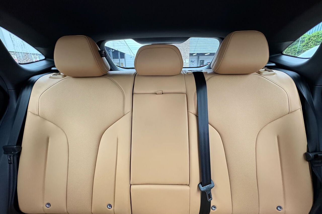 MG MOTOR UK HS, , hi-res
