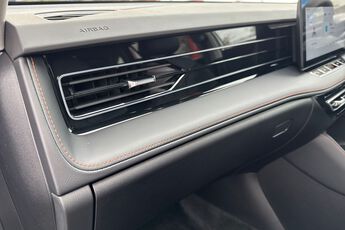 MG MOTOR UK HS, , hi-res