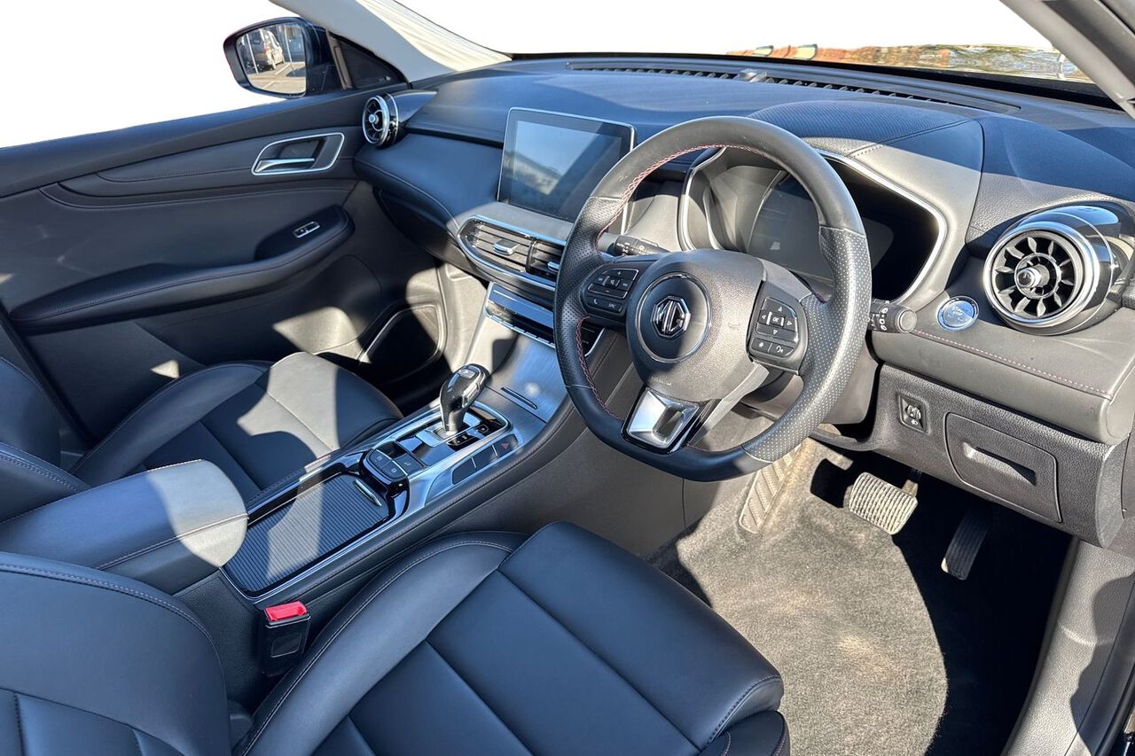 MG MOTOR UK HS, , hi-res