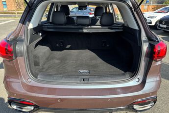 MG MOTOR UK HS, , hi-res