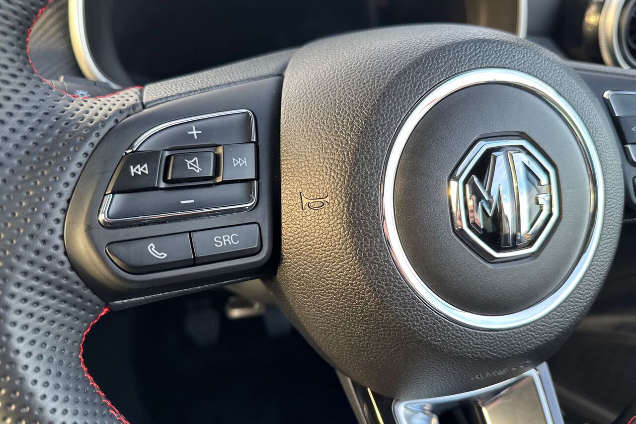 MG MOTOR UK ZS, , hi-res