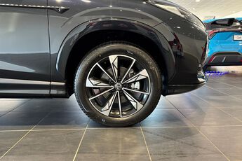 MG MOTOR UK HS, , hi-res