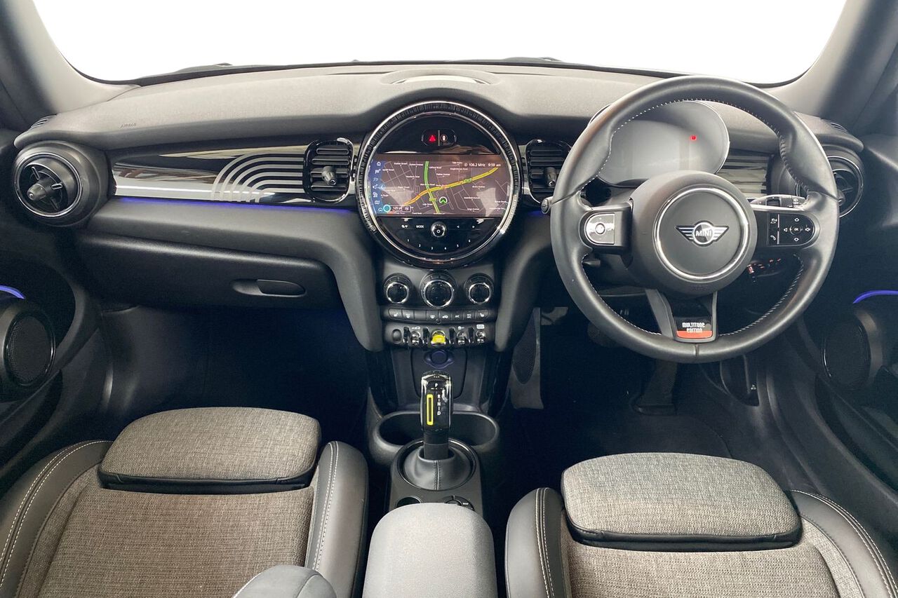 MINI HATCHBACK, , hi-res