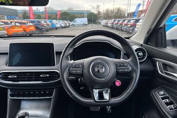 MG MOTOR UK HS, , hi-res