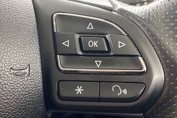 MG MOTOR UK HS, , hi-res