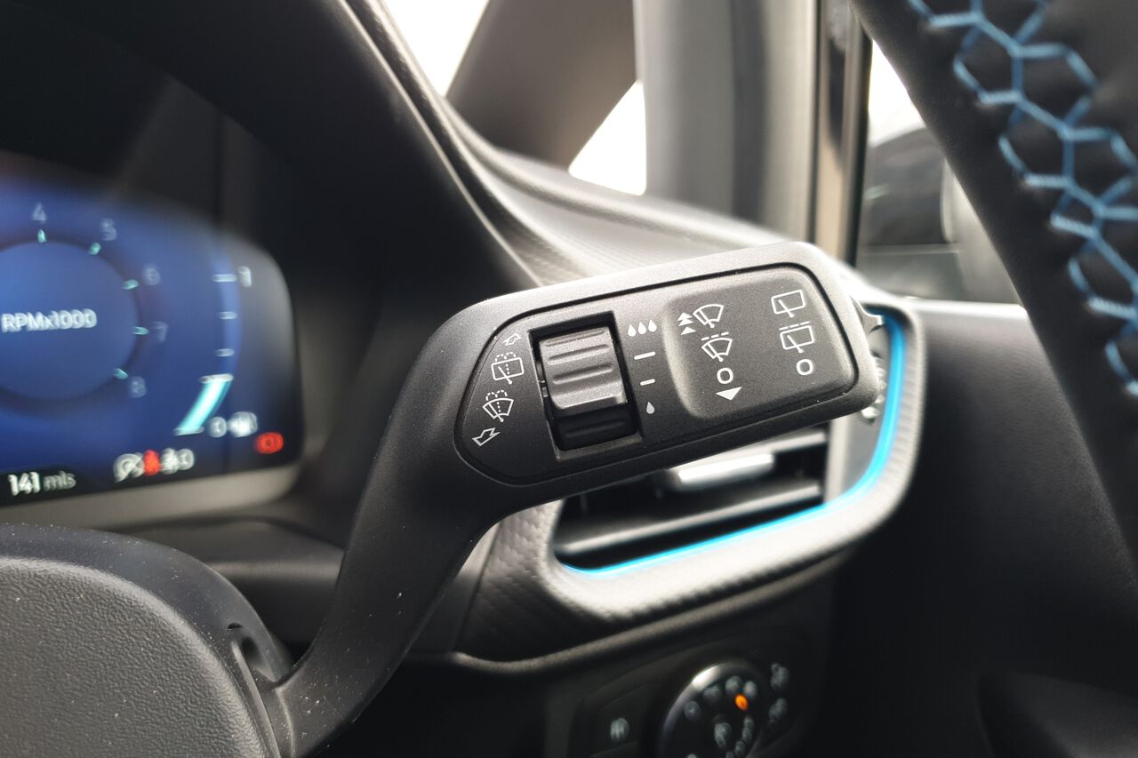 FORD FIESTA, , hi-res