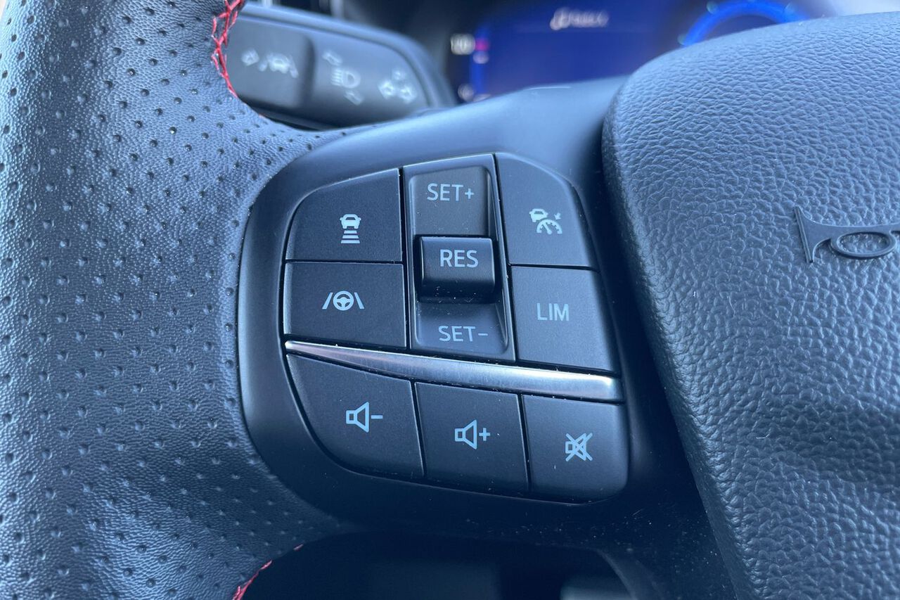 FORD FOCUS, , hi-res