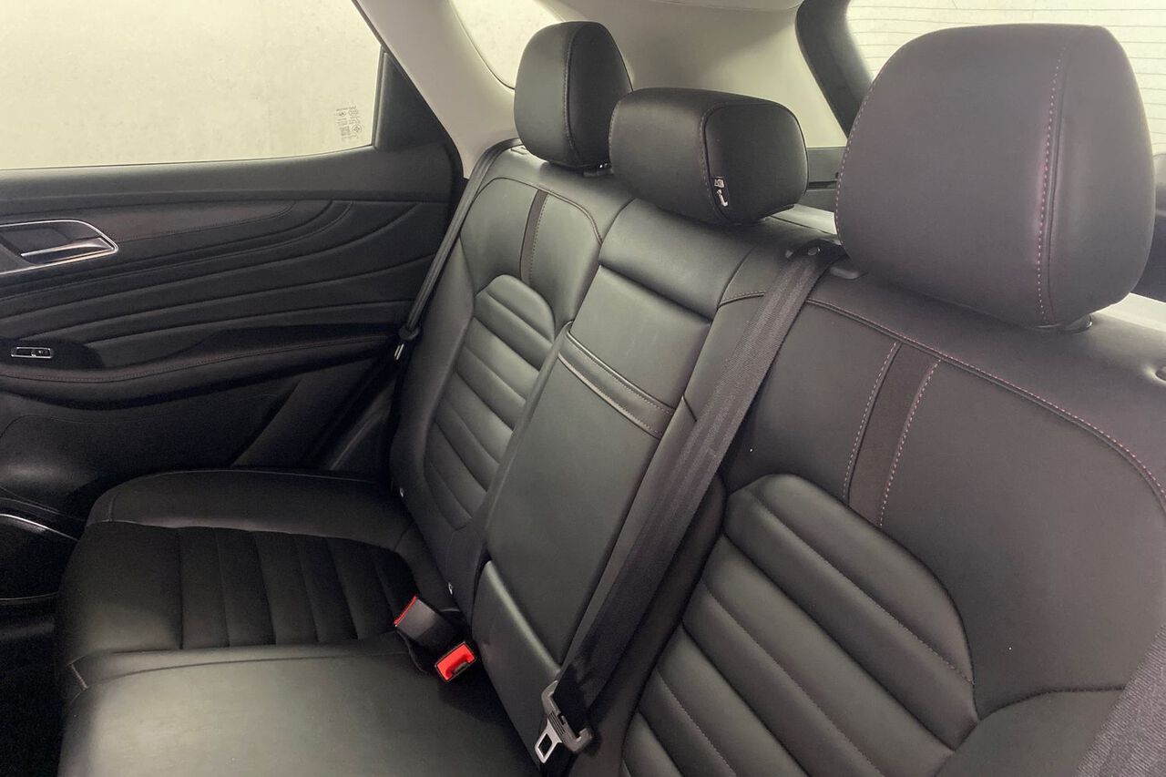 MG MOTOR UK HS, , hi-res