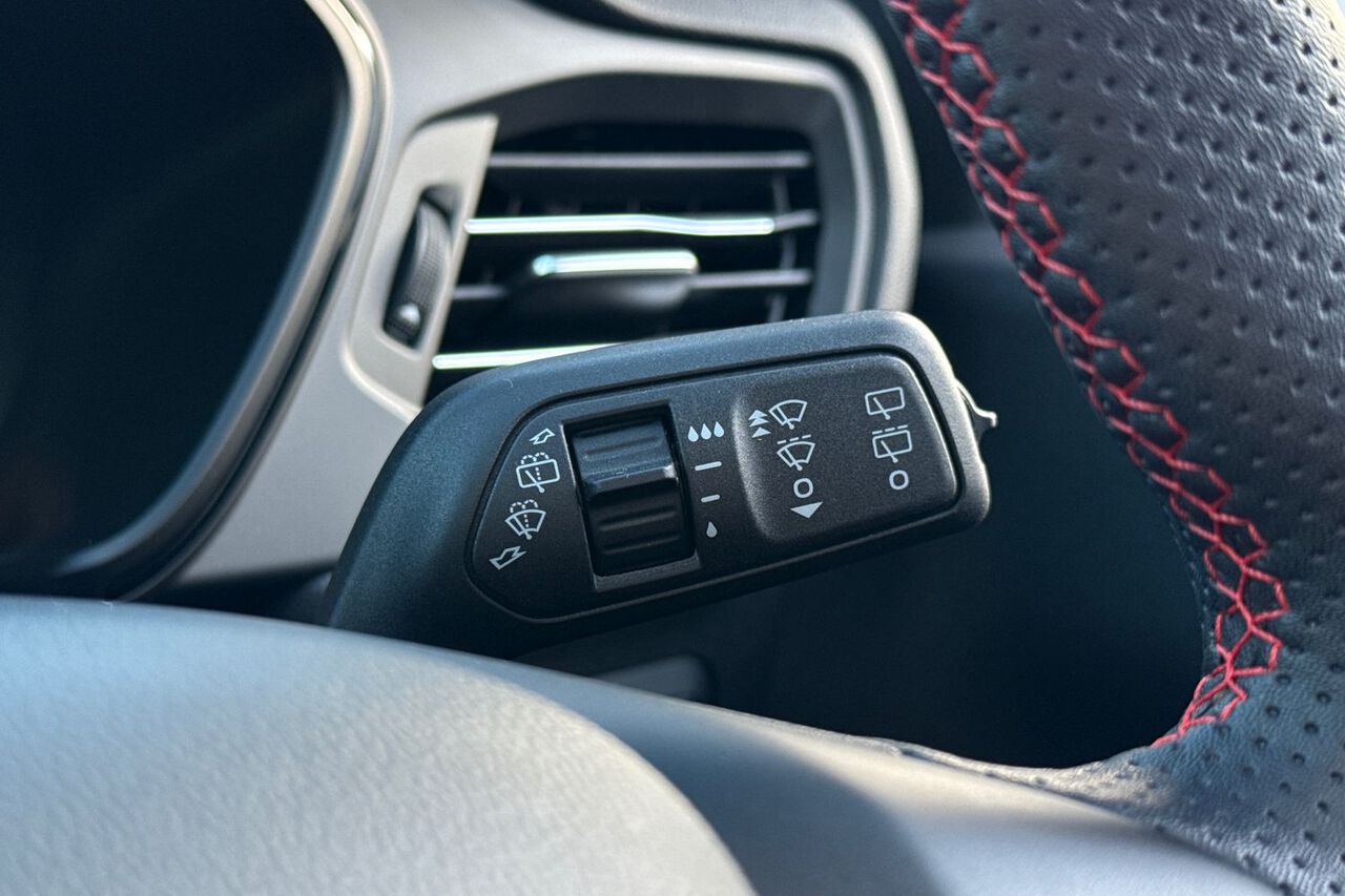 FORD KUGA, , hi-res