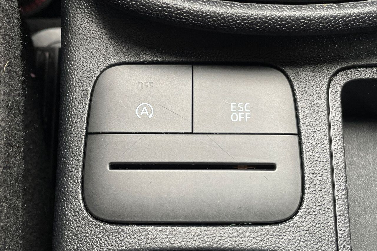 FORD FIESTA, , hi-res