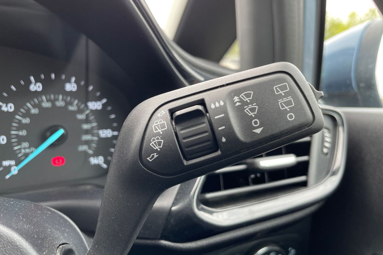 FORD FIESTA, , hi-res